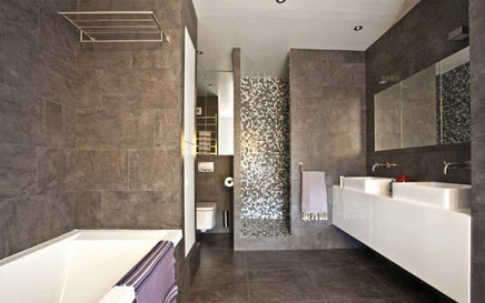 besoin d&rsquo;un plombier urgent &agrave; vanves ? intervention rapide 24h/24 pour tous d&eacute;pannages sanitaires, fuites, d&eacute;bouchages et r&eacute;parations. devis gratuit, efficacit&eacute; garantie !