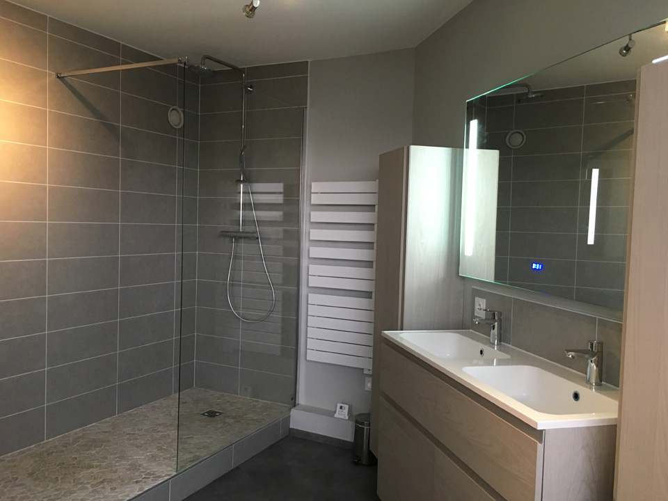 vous souhaitez r&eacute;nover votre salle de bain &agrave; vanves ? d&eacute;couvrez nos conseils et solutions pour une r&eacute;novation sur-mesure, moderne et adapt&eacute;e &agrave; vos besoins. obtenez un devis gratuit d&egrave;s maintenant !