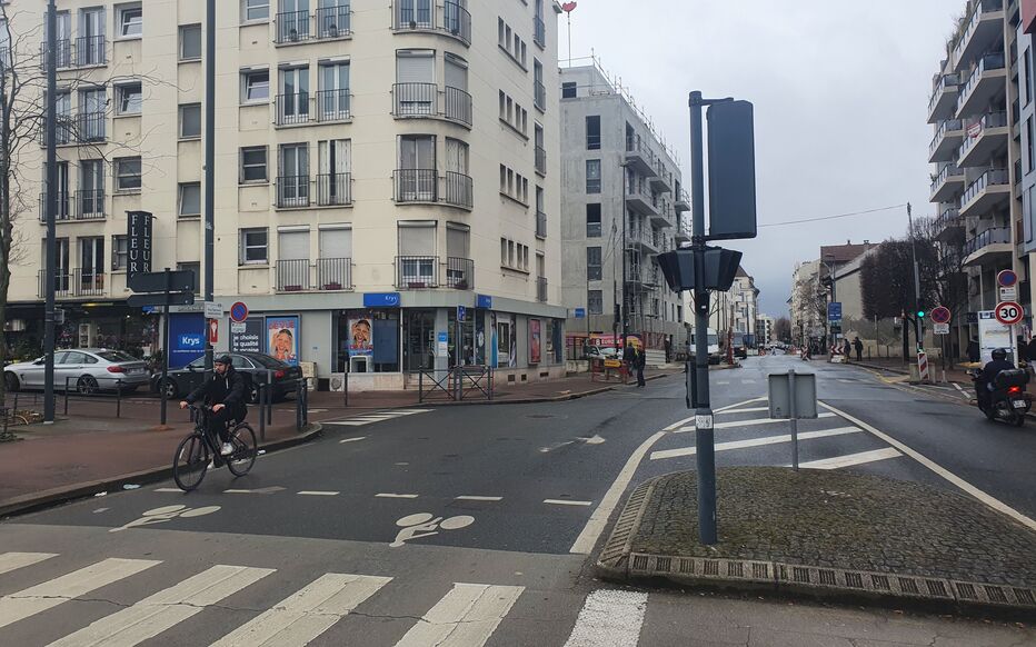 d&eacute;couvrez nos services de r&eacute;novation &agrave; vanves : transformation int&eacute;rieure, r&eacute;novation d&rsquo;appartements et maisons, travaux sur mesure et conseils personnalis&eacute;s. obtenez un devis gratuit pour vos projets &agrave; vanves.