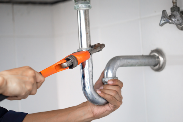 besoin d&rsquo;un plombier en urgence &agrave; vanves ? intervention rapide 24h/24 et 7j/7 pour fuites, d&eacute;bouchage et r&eacute;parations. devis gratuit, travail soign&eacute; et solutions efficaces.